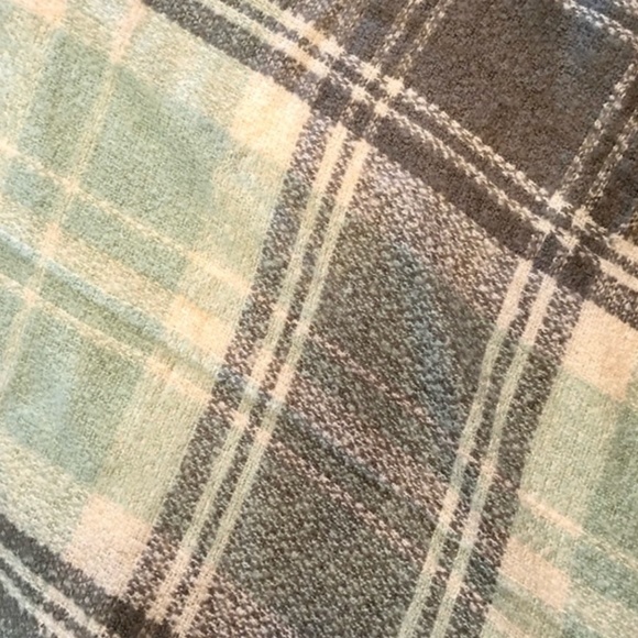 Indigo Plaid Boucle Scarf - Picture 2 of 2